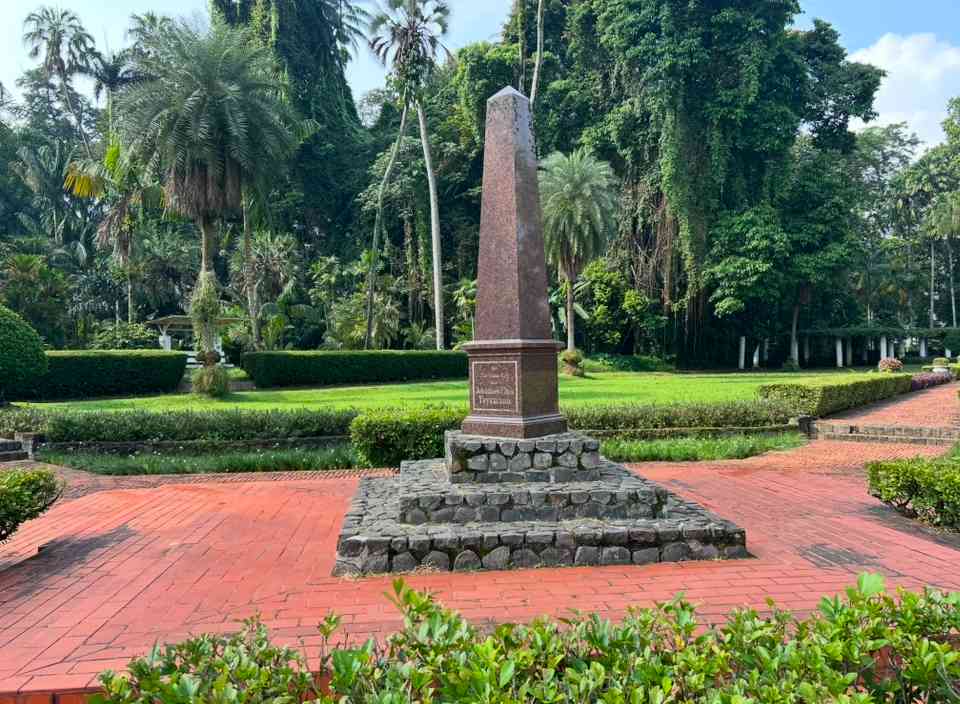 Kebon Raja Sejarah dan Mitos di Kebon Raya Bogor Halaman 1 - Kompasiana.com