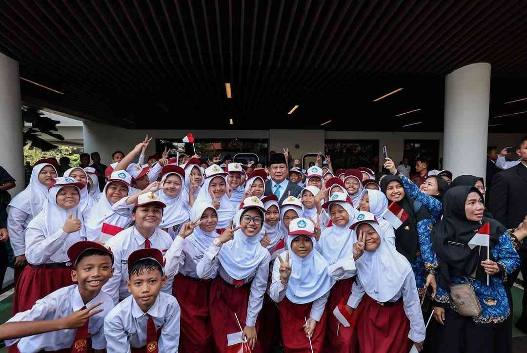 Sekolah Rakyat Bukti Nyata Negara Hadir untuk Semua Anak Halaman 1 -  Kompasiana.com