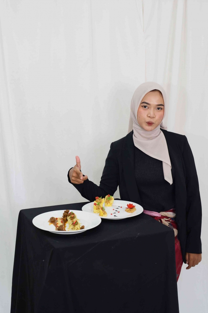 Spaghetti Rendang Spaghetti Rendang :Inovasi Kuliner Mahasiswa PKK dalam Gelar Karya 2025 ...