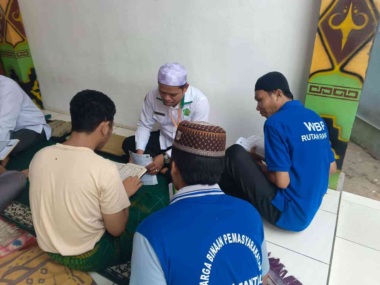 Sinergi Rutan Rantau dan Kemenag Kabupaten Tapin Hidupkan Spirit Mengaji di  Balik Jeruji - Kompasiana.com