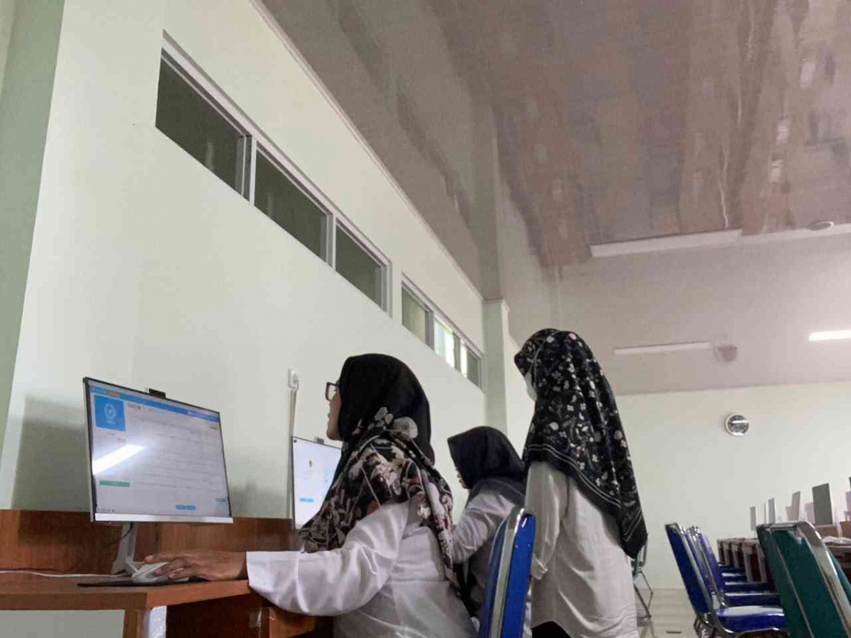 Saiful Lab Fasilitas Laboratorium MTsN 6 Bantul Dukung Kelancaran Ujian AKGTK ...