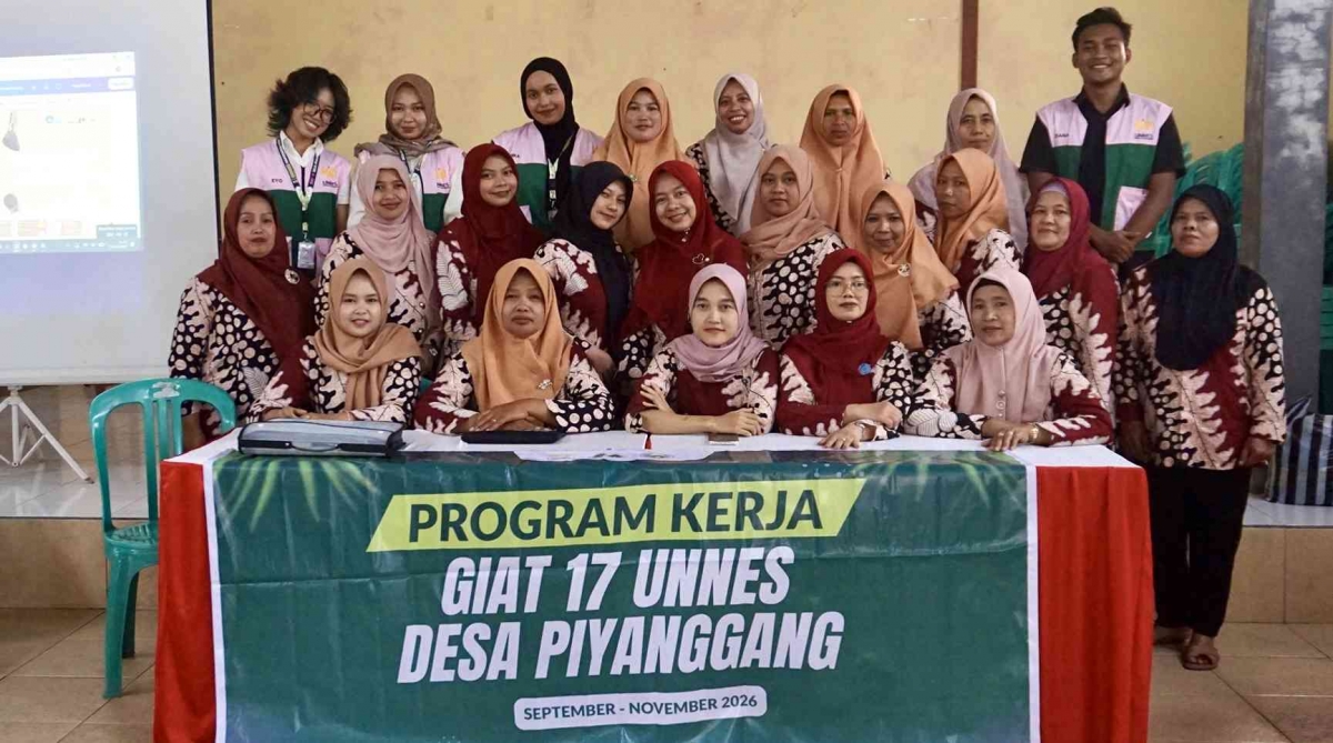 Sunscreen Paper GIAT 17 UNNES Edukasi Sunscreen dan Makeup di Desa Piyanggang ...