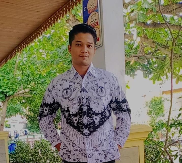 Kompasiana Awards Winner 2022 - KOMPASIANER OF THE YEAR - Akbar Pitopang