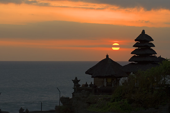 Indahnya Sunset di Tanah Lot Bali - Kompasiana.com
