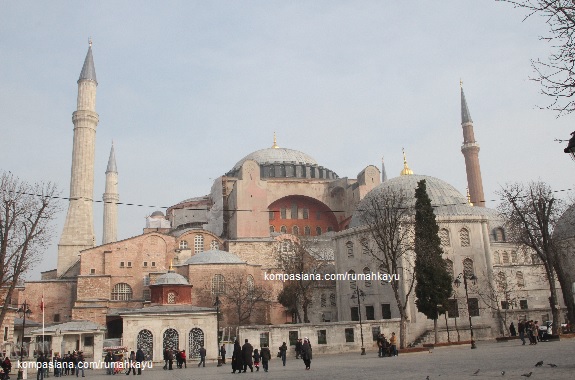 Hagia Sophia di Mana Mesjid dan Gereja Ada di Tempat yang Hagia Sophia di Mana Mesjid dan Gereja Ada di Tempat yang