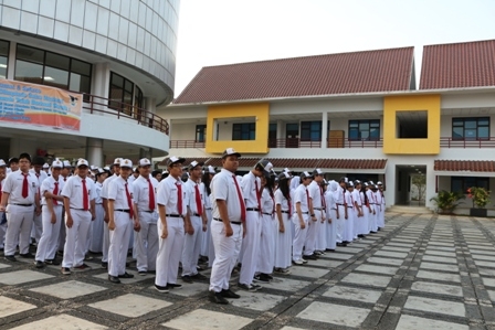 Pak Ahok, Bubarkan Saja Sekolah Negeri Berbayar di Jakarta