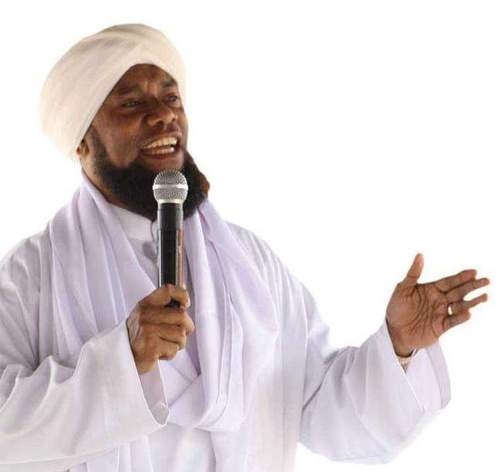 Ustad Fadlan Garamatan Da I Dari Tanah Papua Kompasiana Com Ustad Fadlan Garamatan Da I Dari Tanah Papua Kompasiana Com