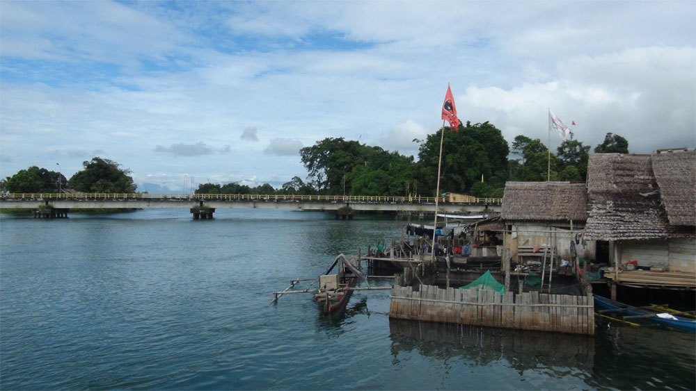 Danau Poso Keelokan Yang Melahirkan Rindu Kompasiana Com