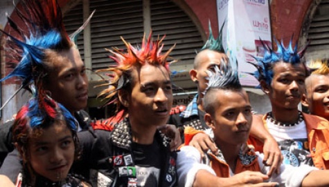 Komunitas Punk  Indonesia Terbesar di Dunia oleh Joni Lis 
