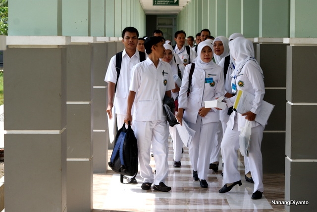 Aku Bangga Menjadi Seorang Perawat Halaman 1 Kompasiana Com