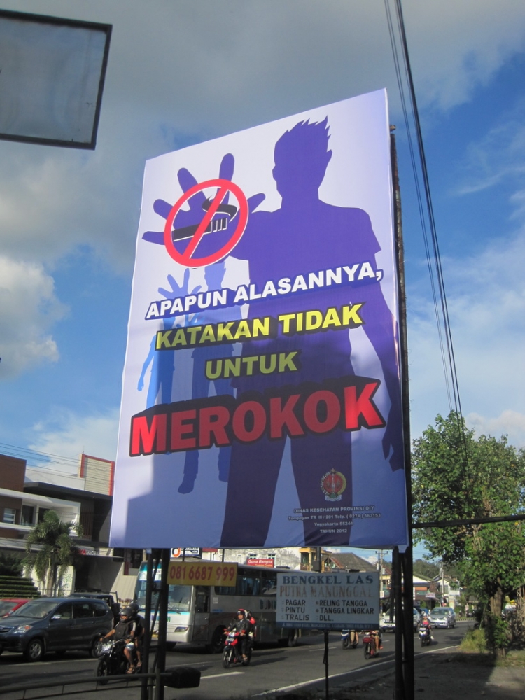 Katakan Tidak Untuk Merokok Oleh Akhmad Muhaimin Azzet  Katakan Tidak Untuk Merokok Oleh Akhmad Muhaimin Azzet