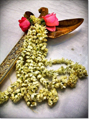 Di Balik Meriahnya Malam 1 Suro Menurut Al Qur An Dan Sunnah Kompasiana Com