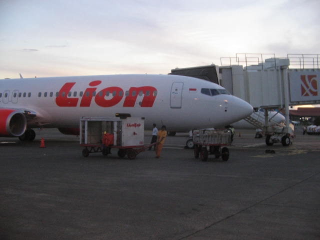 Ruang Tunggu Nomor 4 Di Airport Juanda Surabaya Lion Air Ac Mati Bau Mirip Terminal Bis Kota Kompasiana Com