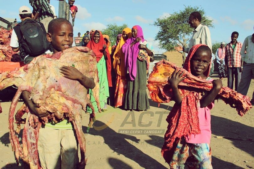 Menikmati Hikmah Qurban di Hari Idul Adha oleh Aksi Cepat  Menikmati Hikmah Qurban di Hari Idul Adha oleh Aksi Cepat