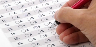 Membahas Soal Bahasa Inggris Dengan Koreksi Tulis