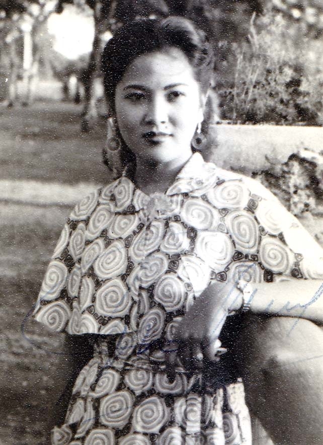 Hasil gambar untuk titin sumarni