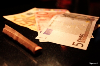 Manjurnya Menagih Hutang Lewat Status Facebook Kompasiana Com