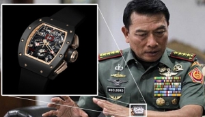 Jam Tangan Soeharto Dan Panglima Tni Serta Fenomena Batik Kw Kompasiana Com
